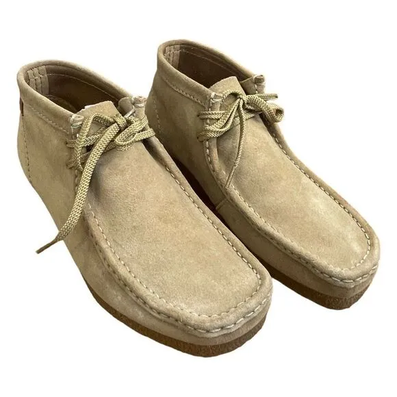 Clarks Chukka Boot Roper Sand Tan Suede Leather Extreme Comfort Wallabee 9.5