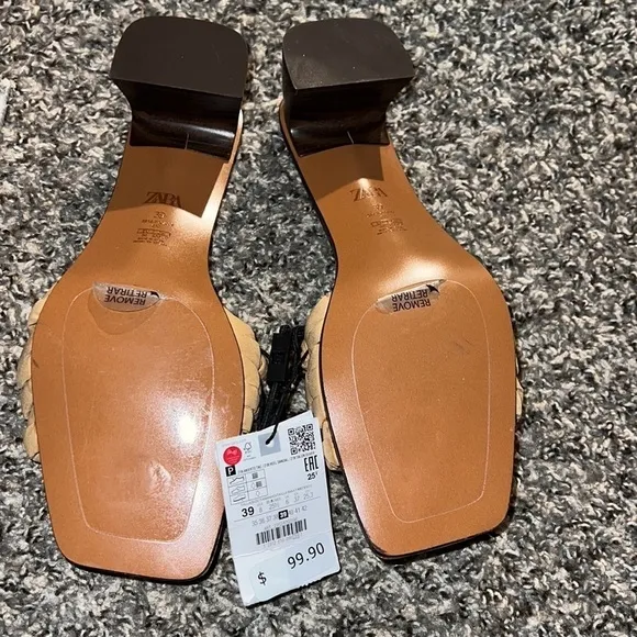 Cloth sandals Zara Beige Size 8 and 39 EU in Cloth - 15229884