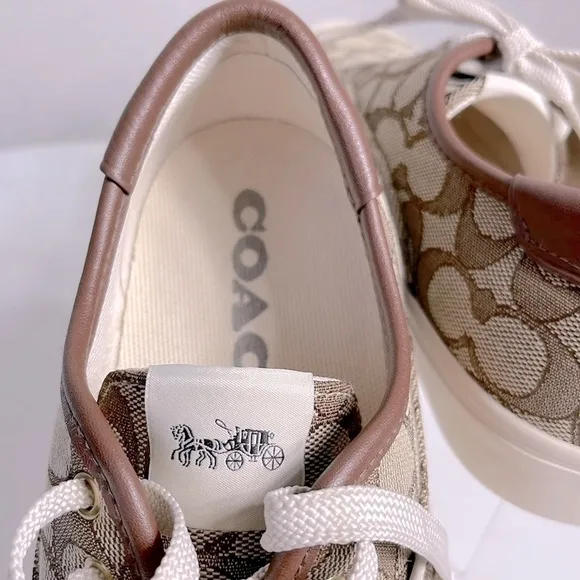 COACH CitySole Skateboarding Signature Logo Low Top Shoes Women's Khaki Size 7