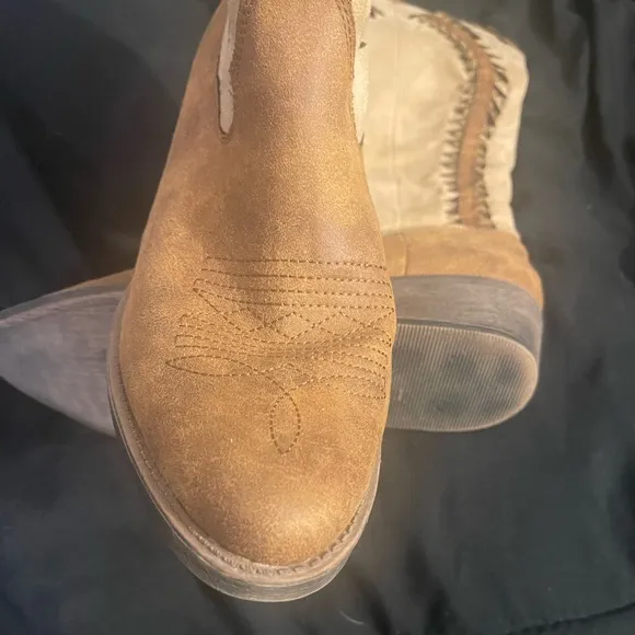 Coconuts by Matisse boots