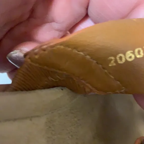 COLE HAAN TAN LEATHER SANDALS SZ 5B 1.5” WEDGE HEELS
