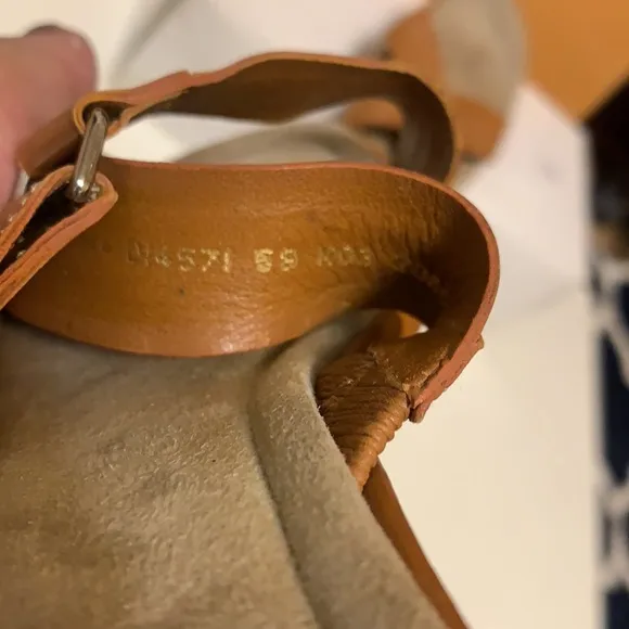 COLE HAAN TAN LEATHER SANDALS SZ 5B 1.5” WEDGE HEELS