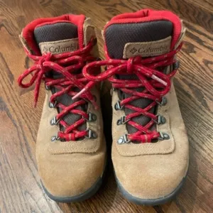 Columbia hiking boots