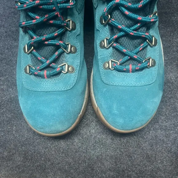 Columbia Women’s Newton Ridge Plus Waterproof Hiking Boots Teal / Coral Size 8.5