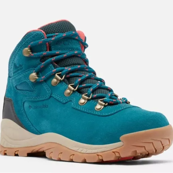 Columbia Women’s Newton Ridge Plus Waterproof Hiking Boots Teal / Coral Size 8.5