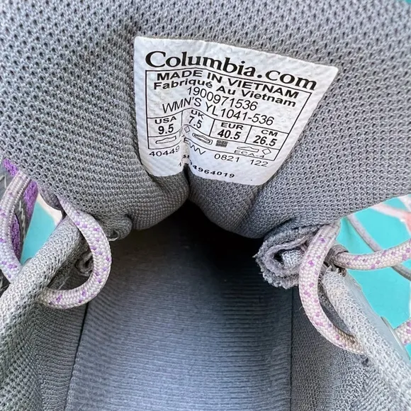 Columbia Women's W Grove Heights Low (Worn One Time!) 🎉9X Host Pick