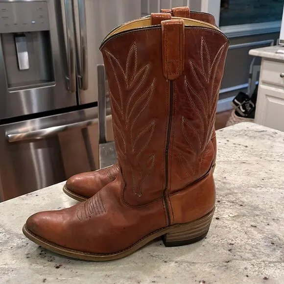 Comb Last Cognac Cowboy Boots sz 9-1/2 EE