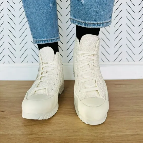 🤩Converse 7 Women's Sneakers Chuck Taylor Lugged 2.0 Jacquard High Top A00876C