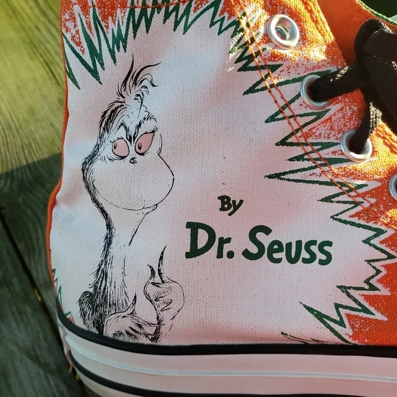 Converse Dr Seuss How Grinch stole Christmas sneakers