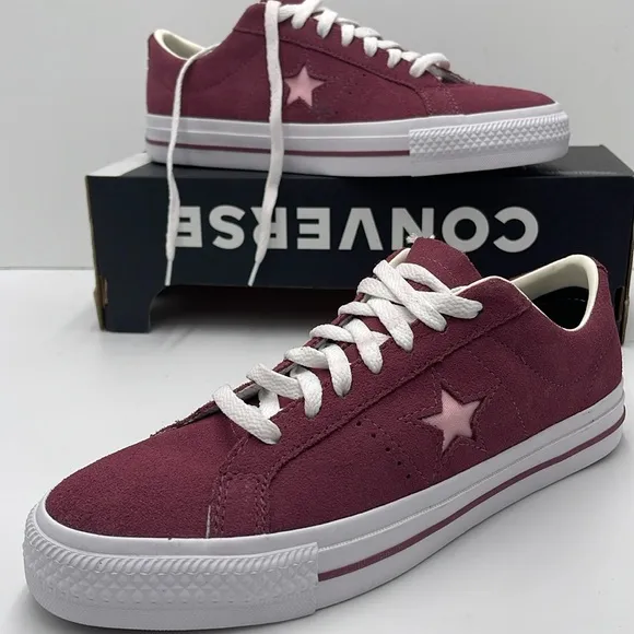 Converse Men’s Burgundy Sneakers with Star DetailA11099CONE STAR PRO OX GREY/
