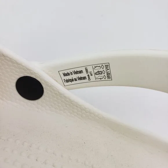 Crocs Classic Mens Size 11 White Slip On Casual Comfort Clog Shoes 10001