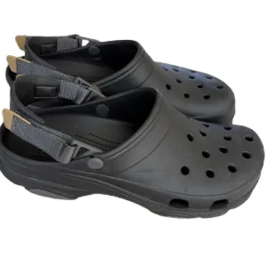 CROCS. Mens Black Crocs Size 11. Velcro back strap  New Without tags