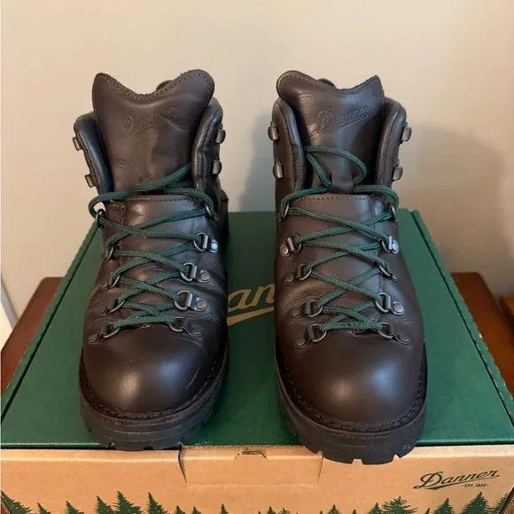 Danner Men's Brown Hiking Boots