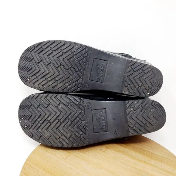 Dansko Clogs Womens 40 Matte Black Slip On Closed Toe Comfort Work Shoes