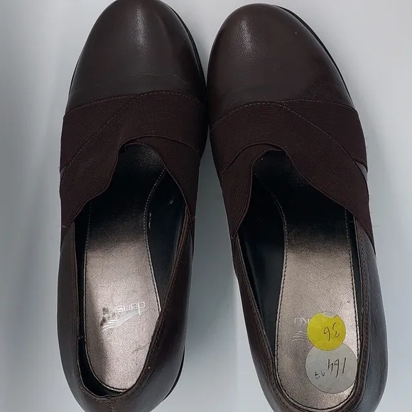 Dansko Tori Brown leather slip on women's shoes‎ size 36 (5.5 US)