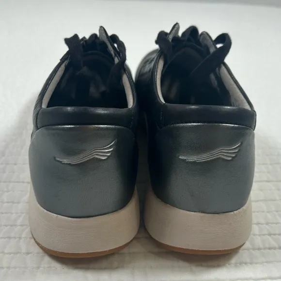 Dansko Women’s Black Leather Sneakers. Size 41 (9.5)