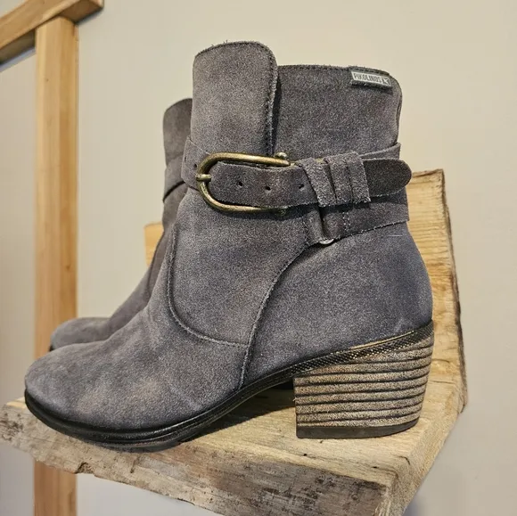 Dark Gray Pikolinos Boots 😍😍 Size 38
