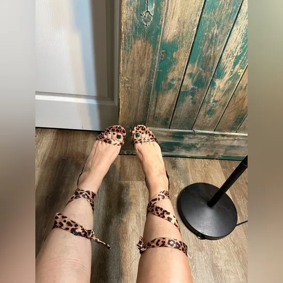 Deltan Makenna Jaguar Print Ankle WrapDress Sandals women size 7.5