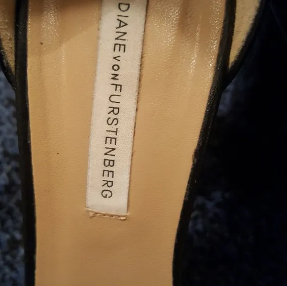 Diane Von Furstenberg Women's heels,size 8