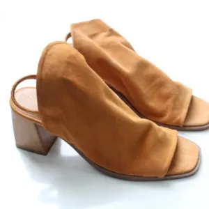 Diba True Tooda Loo sandals