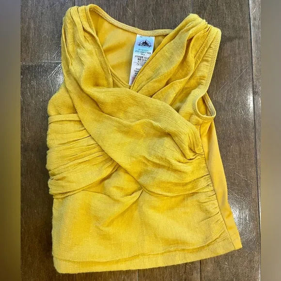 Disney Store Raya Costume size 4 with boots (9/10) - Raya and The Last Dragon