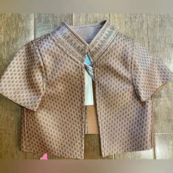 Disney Store Raya Costume size 4 with boots (9/10) - Raya and The Last Dragon