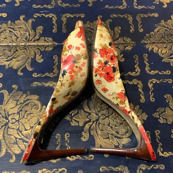 Dolce &amp; Gabbana Patent Leather Floral Print Slides Sandals Heels Size 39.5
