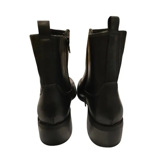 Dolce Vita Delilah Boots Chelsea Boot Black Smooth NEW Size 5.5