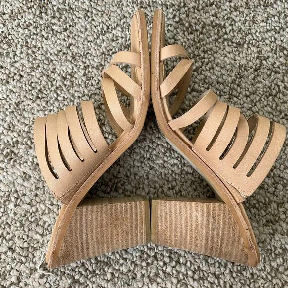 Dolce Vita Lorna Heels Size 9 Nude Sandals Leather Neutral Summer Vacation