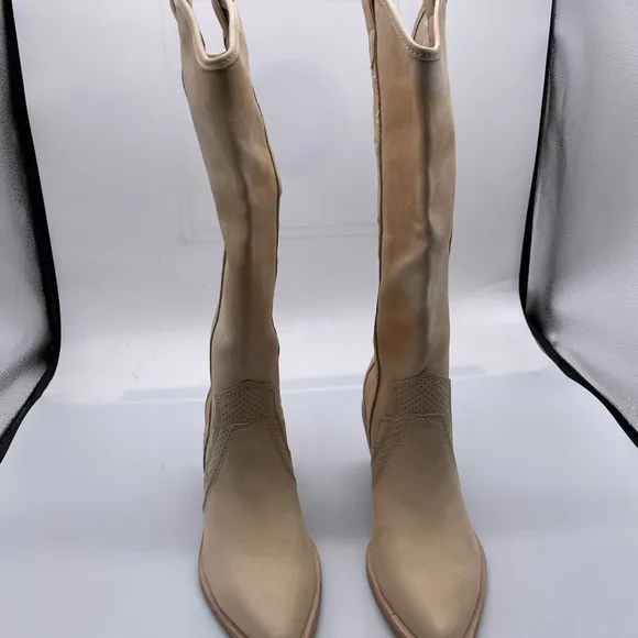 Dolce Vita Tall Navene Boots Vanilla Nubuck Size 6.5