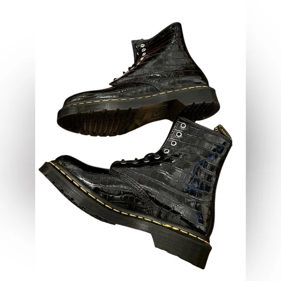 Dr. Martens 1460 W Patent Lamper Croc Embossed Boots