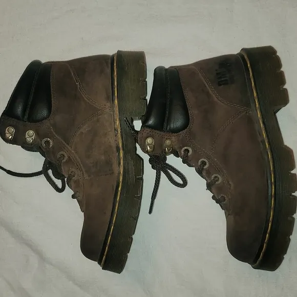 Dr. Martens boots Burnham Industrial brown 100% leather rubber soles