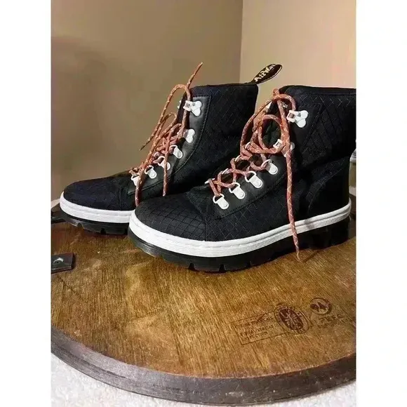Dr. Martens Combs Tech Boots Womens 10 L Black Ripstop Chunky D-Rings Hiking