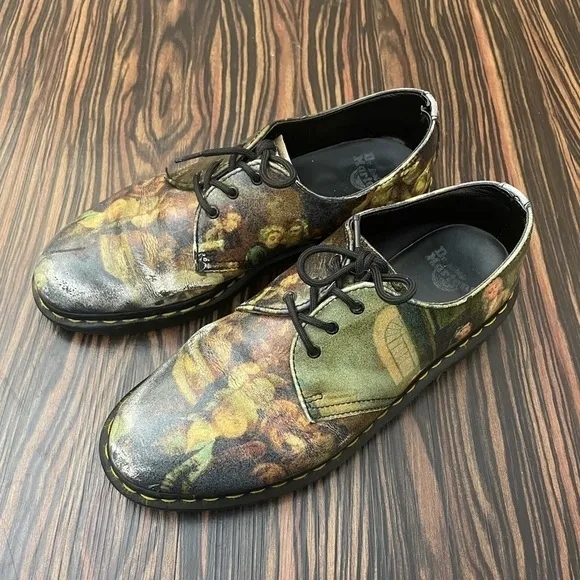Dr. Martens x Hogarth Museum Collection 1461 Shoes