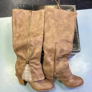 Dress delicate and feminine boots Not Rated  color Taupe (not original box)