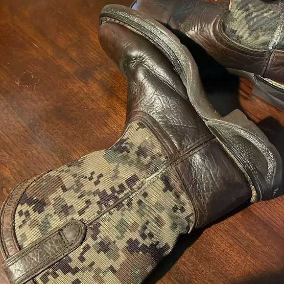 Durango Kids boots size 13M
