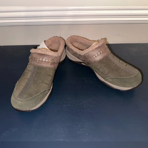 Easy Spirit Womens Efrost Slip On Shoes Dark Green Size 8W Hard to Find Color