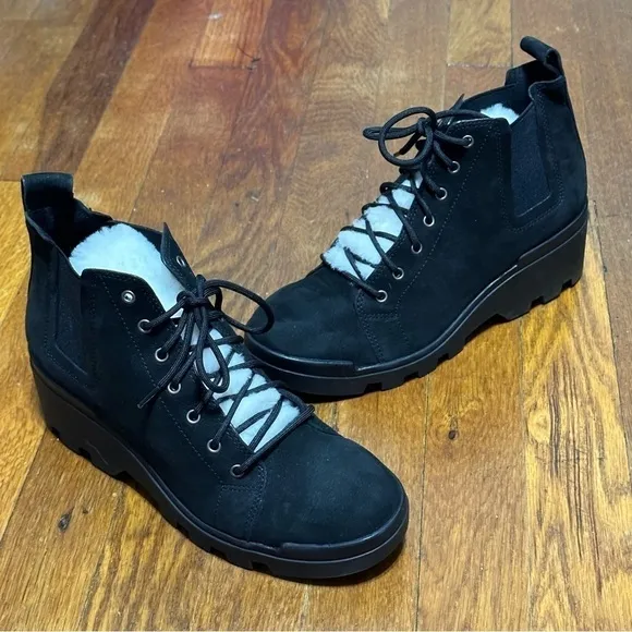 Eileen Fisher new no box fur lined leather boots size 7.5