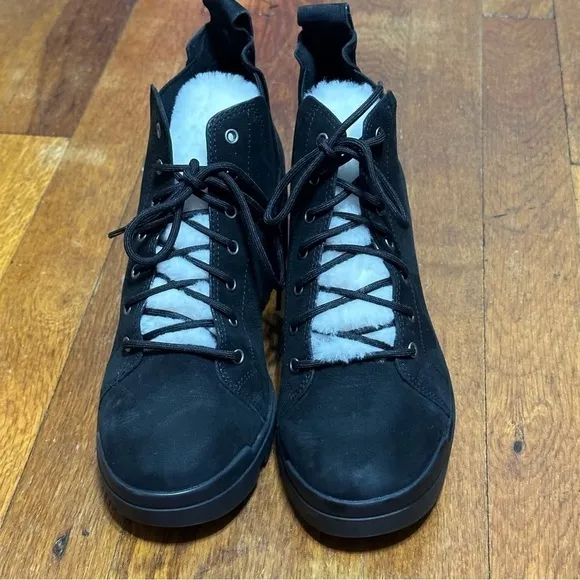 Eileen Fisher new no box fur lined leather boots size 7.5