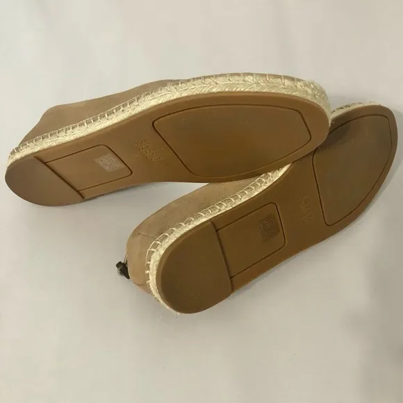Eileen Fisher Nude Beige Bali Leather Flat Slip-on Size 7