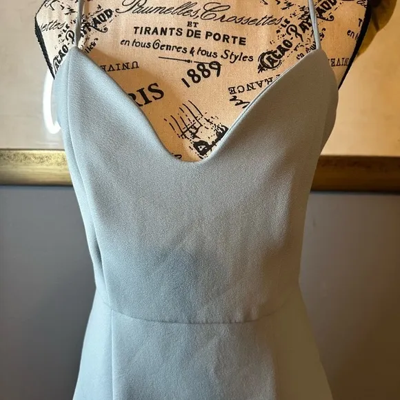 Elliatt medium dress. High low