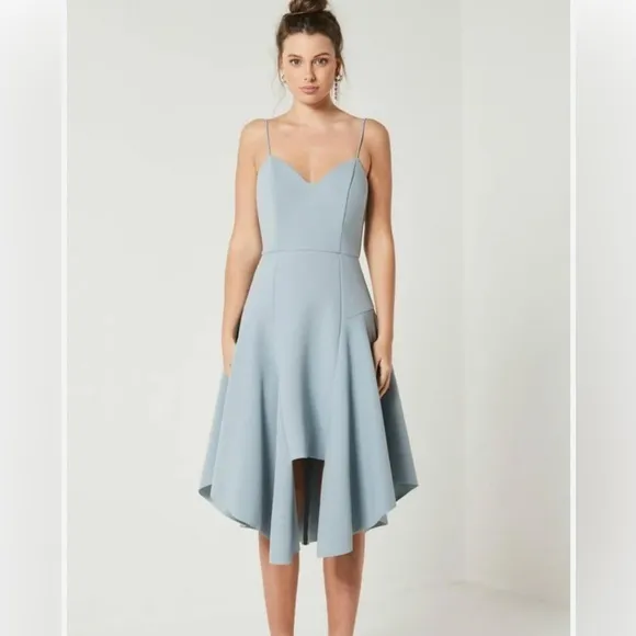Elliatt medium dress. High low