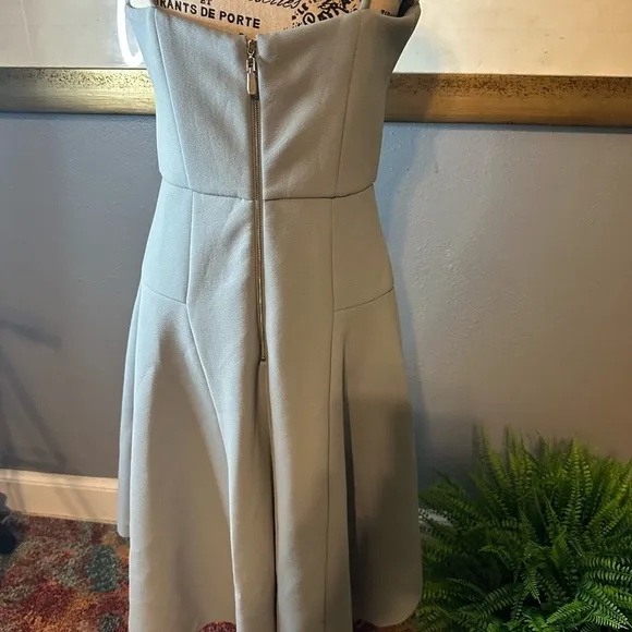 Elliatt medium dress. High low