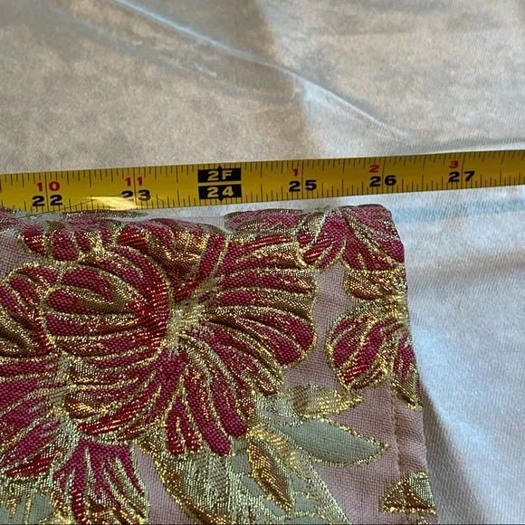 Endless Rose Women’s High End Floral Gold Threaded Skirt SZ S