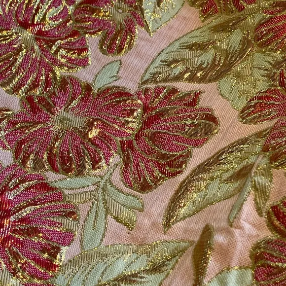 Endless Rose Women’s High End Floral Gold Threaded Skirt SZ S