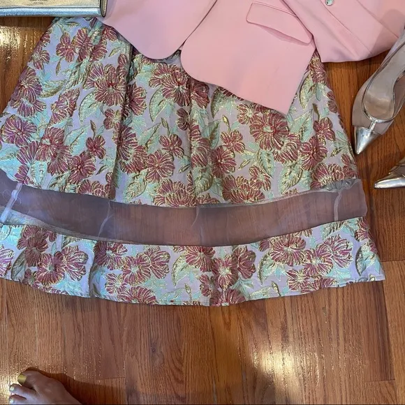 Endless Rose Women’s High End Floral Gold Threaded Skirt SZ S
