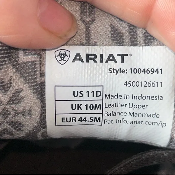 EUC Ariat Men's Hilo Stretch Lace Shoes in Faded Brown &amp; Aztec  Bomber Size 11