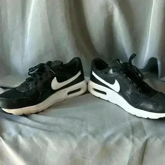 EUC Nike Air Max SC Shoes Black White CW4555-002 Men's Size 12