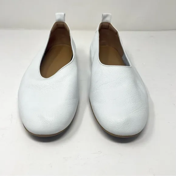 EVERLANE white leather slip on shoes, NIB, NWOT, size 9.5, made in Italy