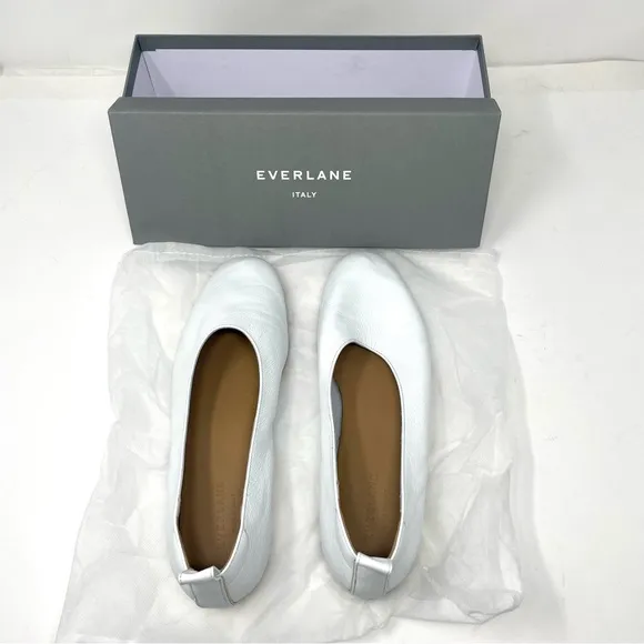 EVERLANE white leather slip on shoes, NIB, NWOT, size 9.5, made in Italy